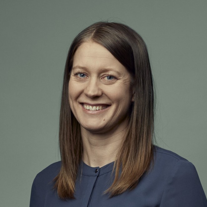 Emma Holmberg loading=