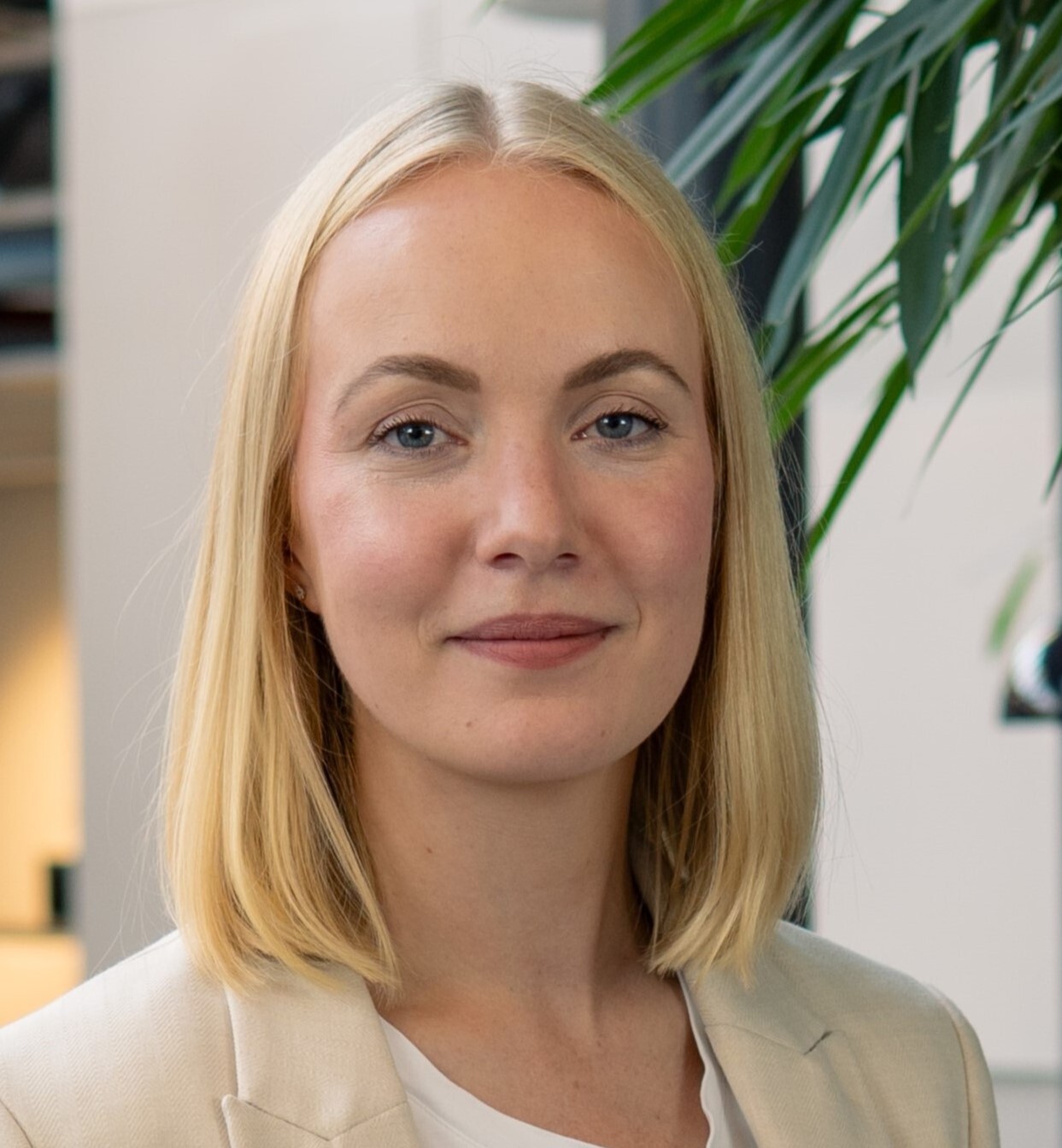 Sara-Mårtensson-2024 beskuren loading=